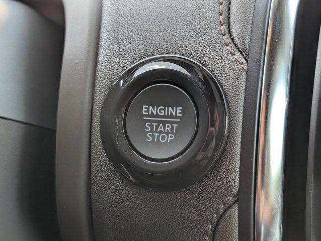 new 2025 Ford Expedition car, priced at $84,396