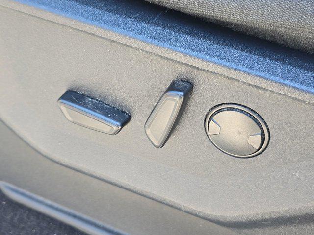 used 2022 Ford F-150 car, priced at $39,000