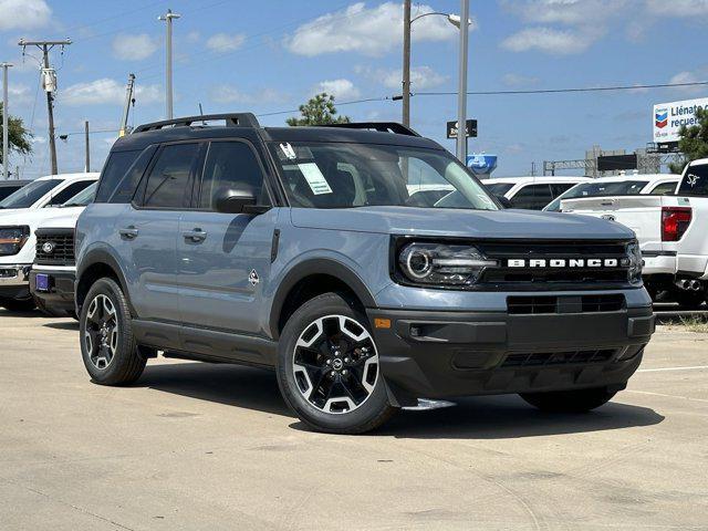 new 2024 Ford Bronco Sport car, priced at $37,923