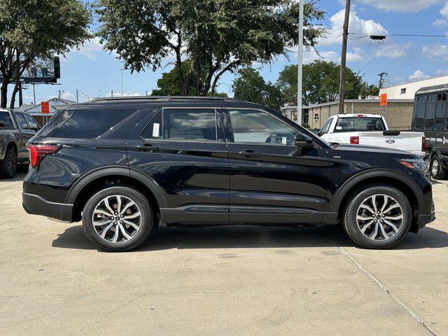 new 2025 Ford Explorer car, priced at $48,310