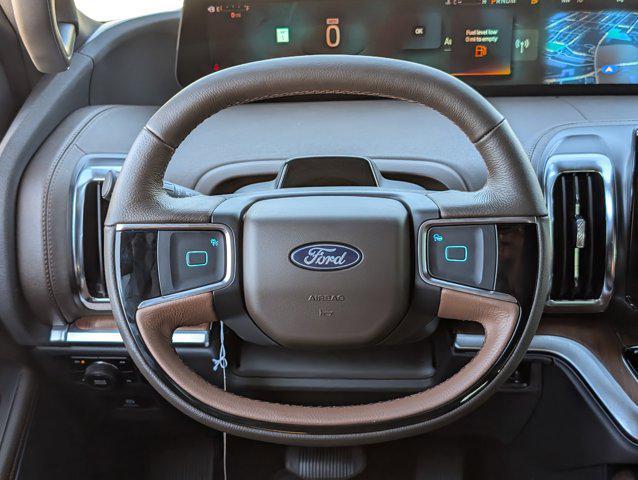new 2025 Ford Expedition car, priced at $84,178
