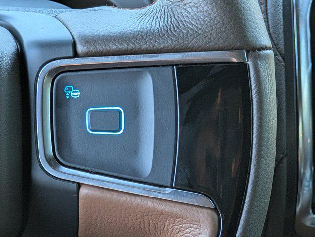 new 2025 Ford Expedition car, priced at $84,178