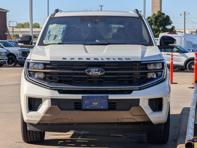 new 2025 Ford Expedition car, priced at $84,178