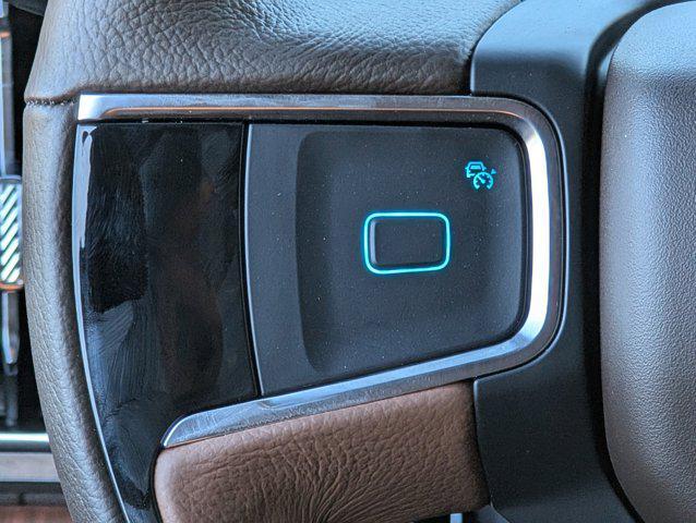 new 2025 Ford Expedition car, priced at $84,178