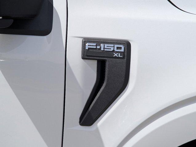 new 2025 Ford F-150 car, priced at $41,398