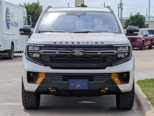 new 2025 Ford Expedition car, priced at $85,385