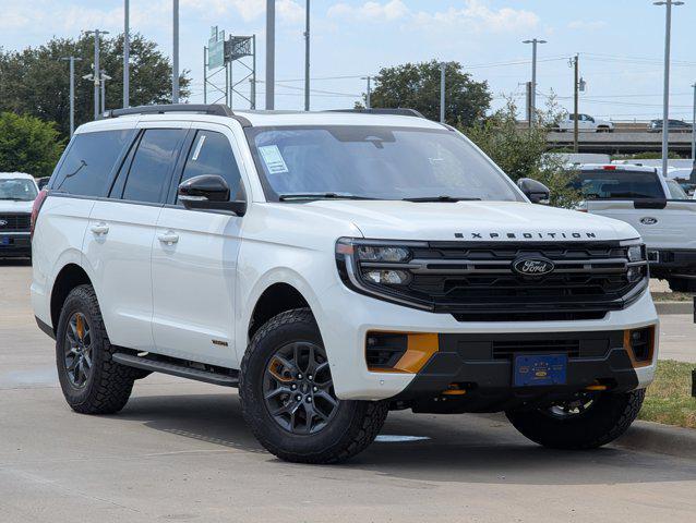 new 2025 Ford Expedition car, priced at $85,385