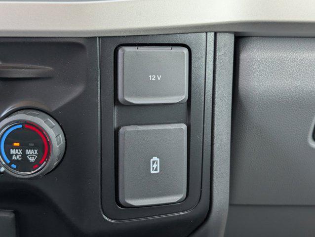 new 2025 Ford F-250 car, priced at $61,426