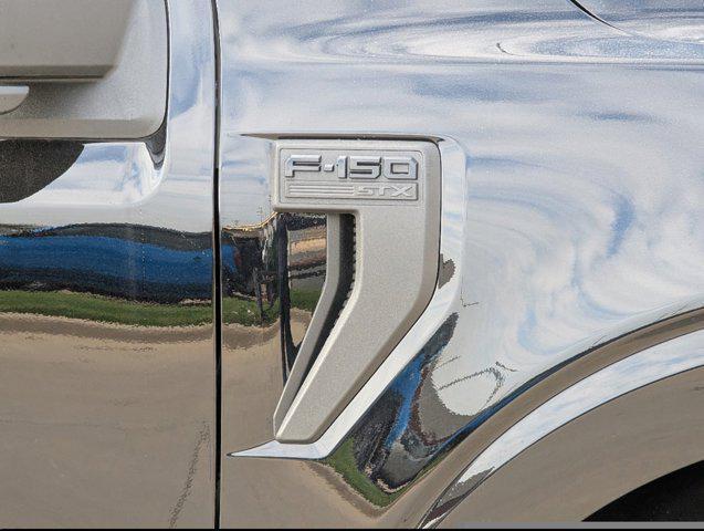 new 2025 Ford F-150 car, priced at $52,009