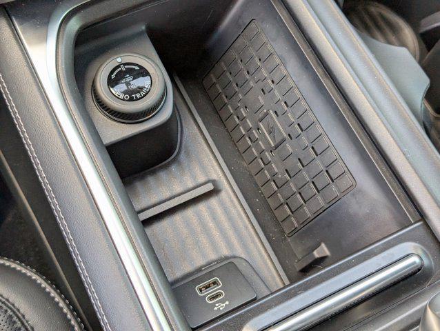 new 2025 Ford Expedition car, priced at $78,371