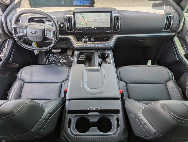 new 2025 Ford Expedition car, priced at $78,371