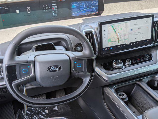 new 2025 Ford Expedition car, priced at $78,371