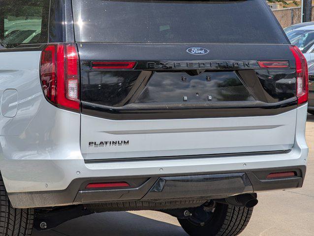 new 2025 Ford Expedition car, priced at $78,371
