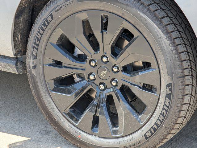 new 2025 Ford Expedition car, priced at $78,371