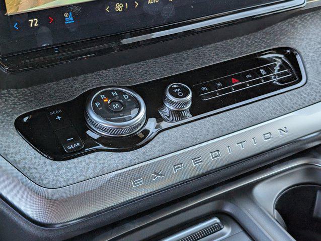 new 2025 Ford Expedition car, priced at $82,392