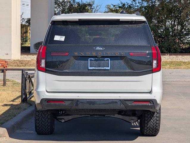 new 2025 Ford Expedition car, priced at $82,392