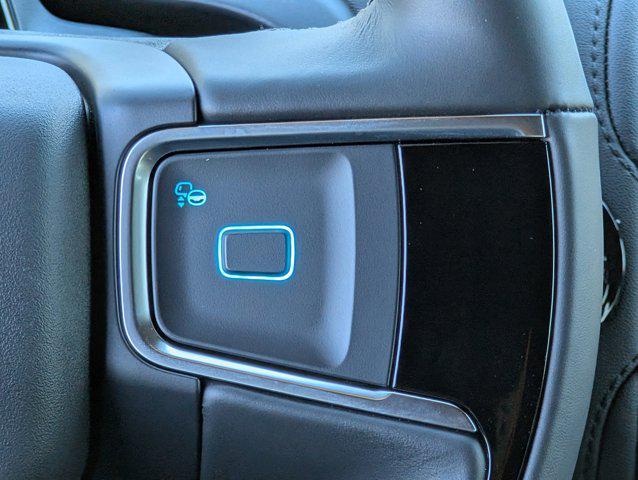new 2025 Ford Expedition car, priced at $82,392