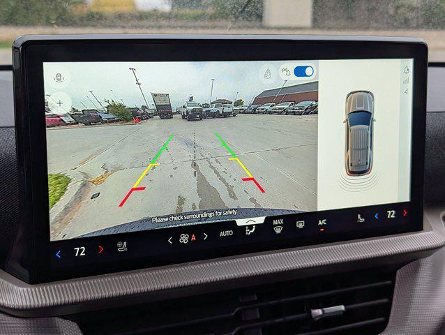 new 2025 Ford Explorer car, priced at $45,665