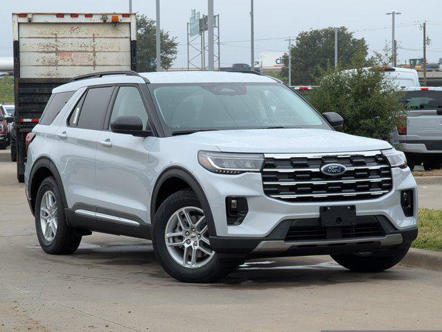 new 2025 Ford Explorer car, priced at $45,665
