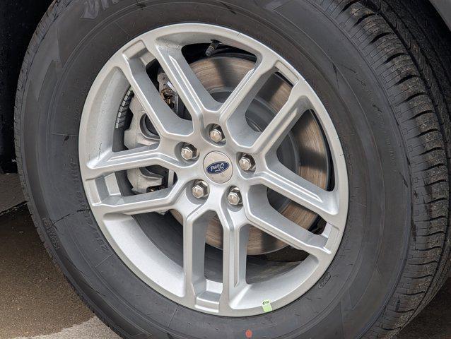new 2025 Ford Explorer car, priced at $45,665