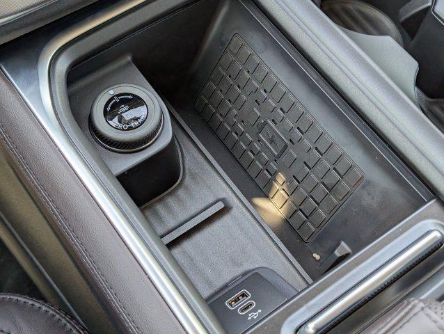 new 2025 Ford Expedition car, priced at $89,143
