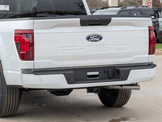 new 2025 Ford F-150 car, priced at $43,172