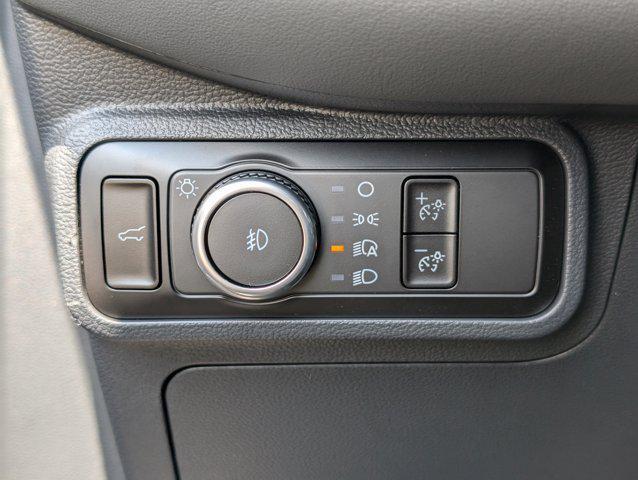 new 2025 Ford Explorer car, priced at $45,665