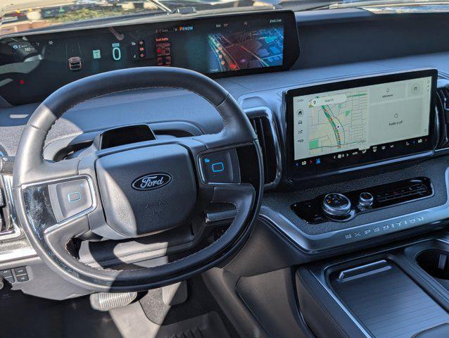 new 2025 Ford Expedition car, priced at $78,123