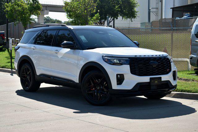 new 2025 Ford Explorer car, priced at $55,512