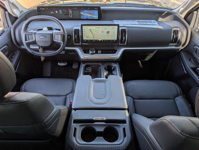 new 2025 Ford Expedition car, priced at $75,273