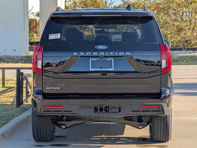new 2025 Ford Expedition car, priced at $66,571
