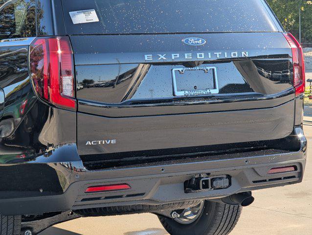 new 2025 Ford Expedition car, priced at $66,571
