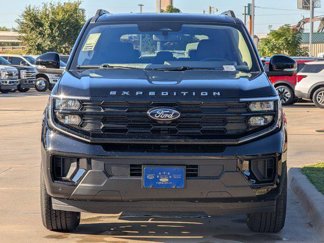 new 2025 Ford Expedition car, priced at $66,571