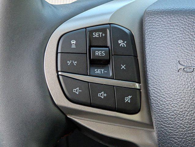 new 2025 Ford Explorer car, priced at $39,317