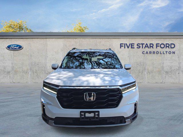 used 2023 Honda Pilot car, priced at $40,000