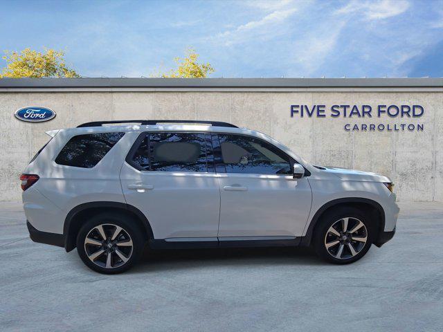 used 2023 Honda Pilot car, priced at $40,000