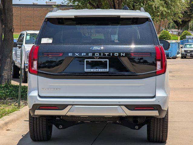 new 2025 Ford Expedition car, priced at $76,826