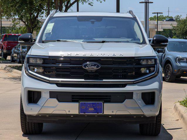 new 2025 Ford Expedition car, priced at $76,826