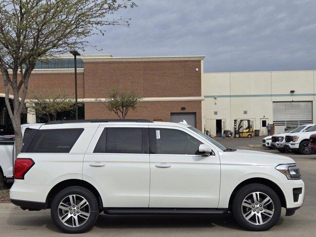 new 2024 Ford Expedition car, priced at $65,722