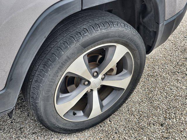 used 2020 Jeep Cherokee car, priced at $21,500