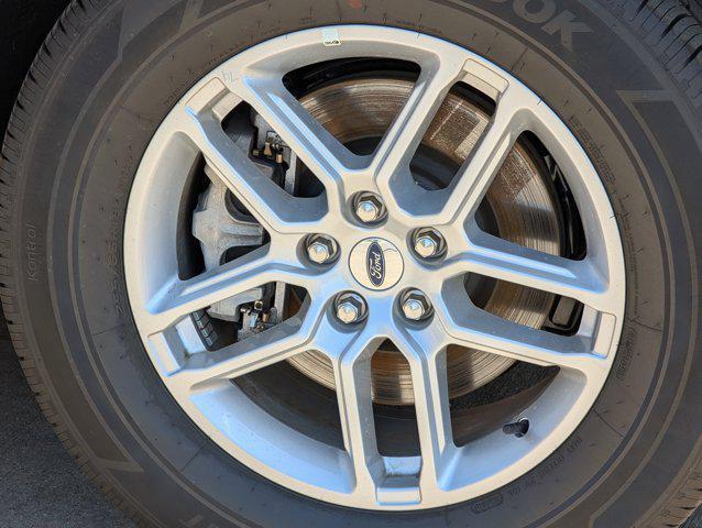 new 2025 Ford Explorer car, priced at $41,438