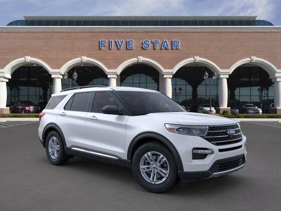new 2024 Ford Explorer car, priced at $40,758