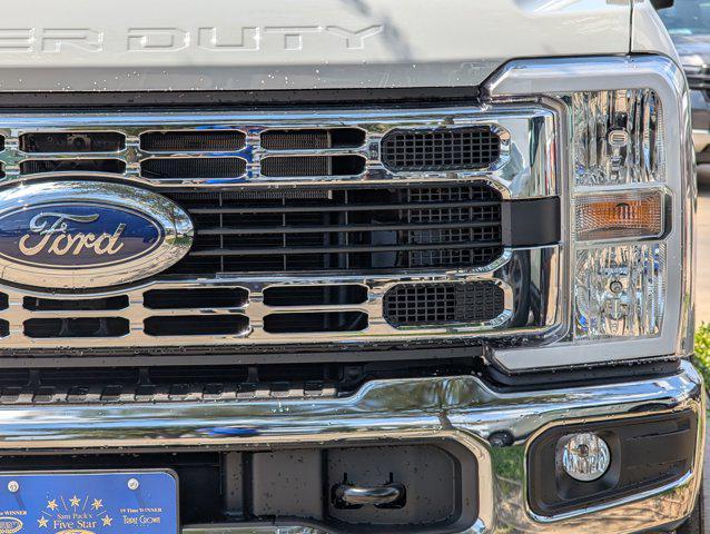 new 2025 Ford F-250 car, priced at $60,100