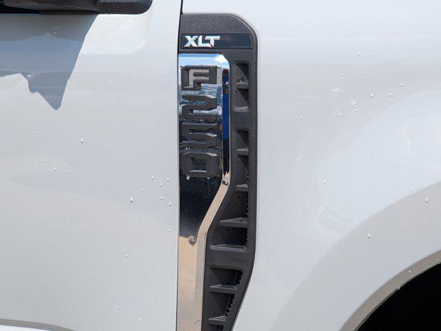 new 2025 Ford F-250 car, priced at $60,100