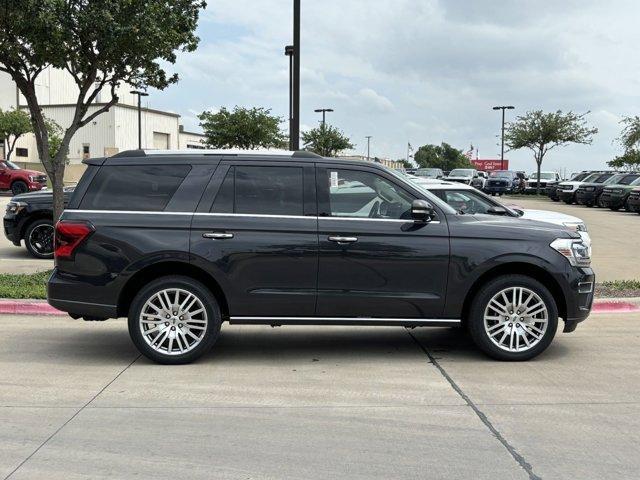 new 2024 Ford Expedition car, priced at $75,367