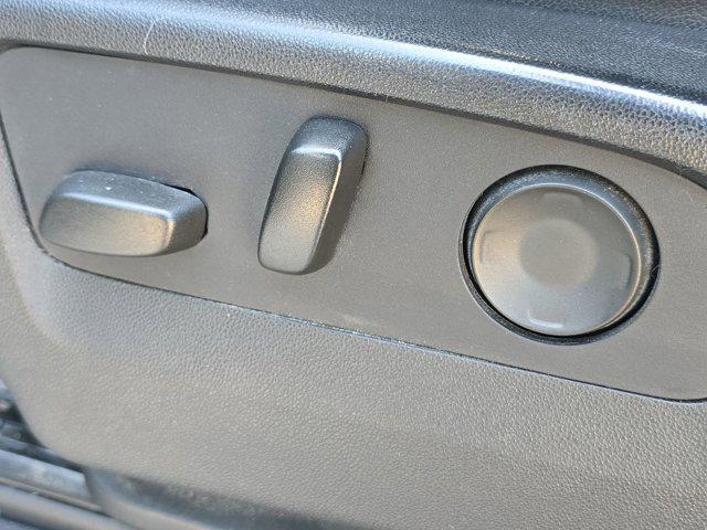 used 2021 GMC Yukon car, priced at $34,500