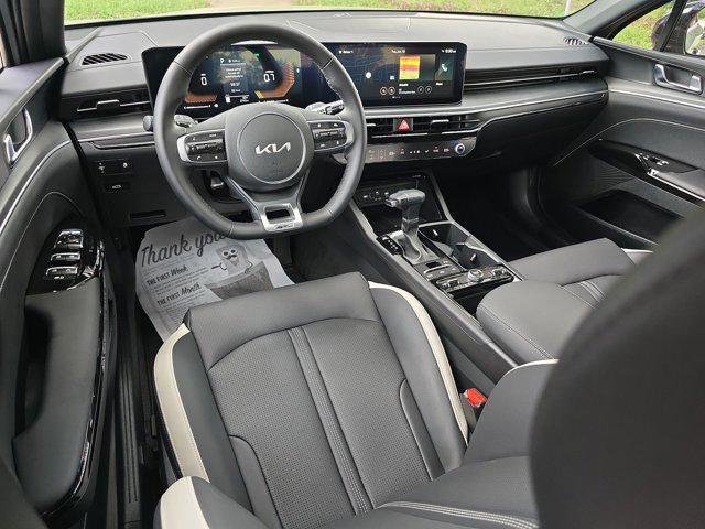 used 2025 Kia K5 car, priced at $30,000