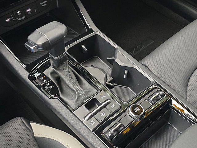 used 2025 Kia K5 car, priced at $30,000