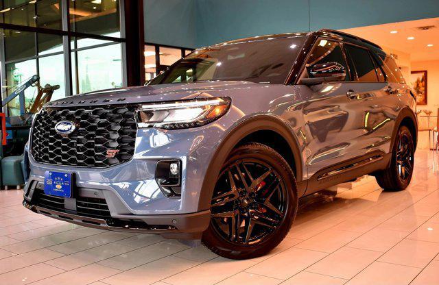 new 2025 Ford Explorer car, priced at $65,090