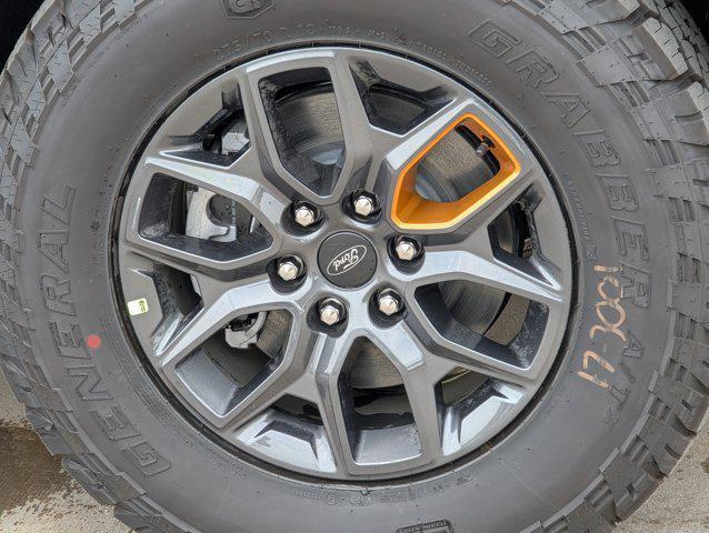 new 2025 Ford Expedition car, priced at $84,355